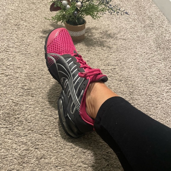 Puma running sneakers - Picture 11 of 11